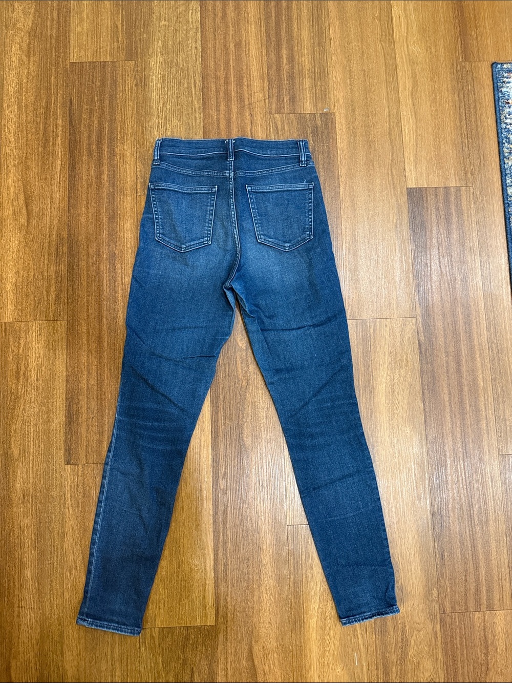 Classic GAP High-Rise Women's Jeans in Dark Blue - Picture 2 of 3